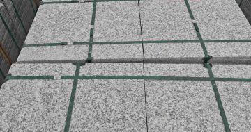 廊坊芝麻白大花地铺