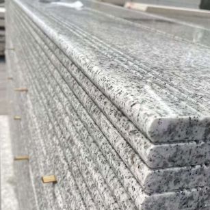 廊坊芝麻白楼梯踏步 花岗岩楼梯板材
