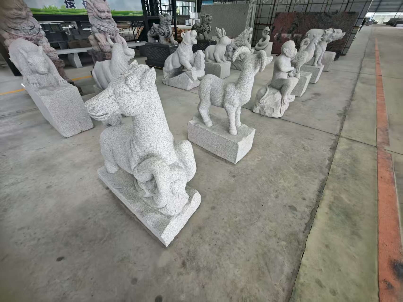 廊坊芝麻白雕刻 十二生肖 异形雕刻