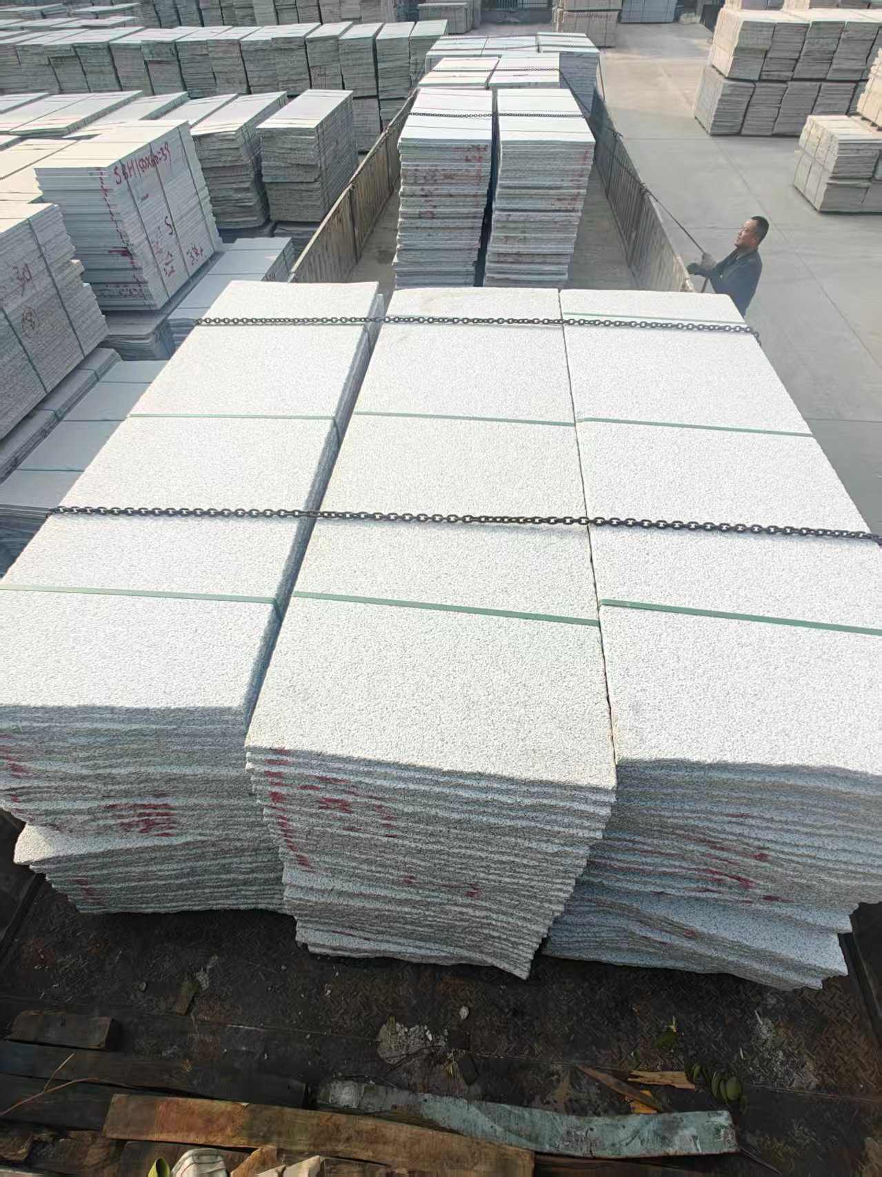 廊坊芝麻白毛板，石材毛板